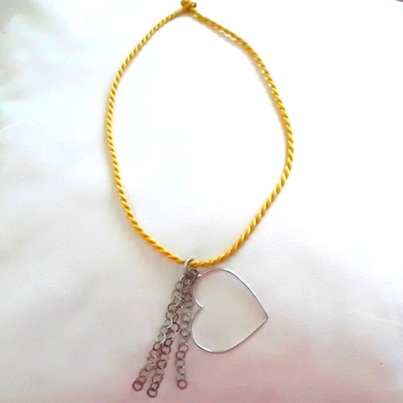 CHARMING SILVER HEART NECKLACE - Picture 8 of 8